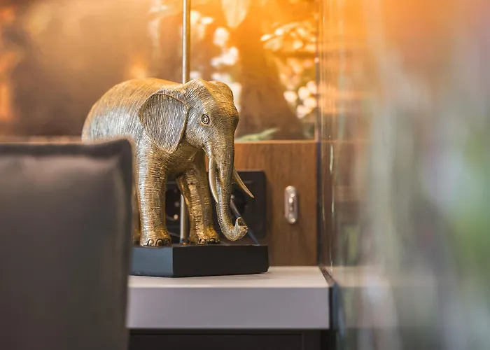 Jungle No5 Boutique Hotel - Stuttgart City-Center